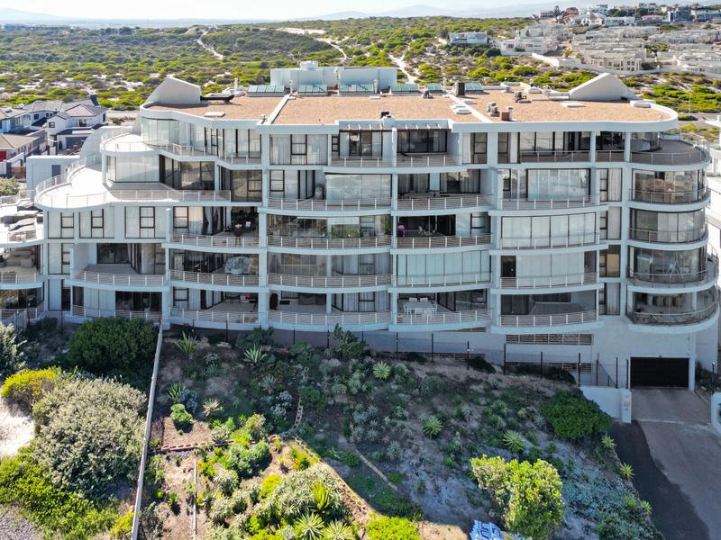 2 Bedroom Property for Sale in Bloubergstrand Western Cape
